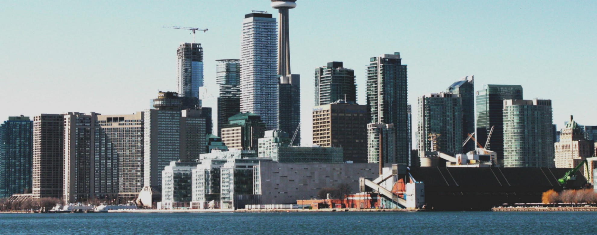 The pros and cons of expat life in Toronto | FIDI