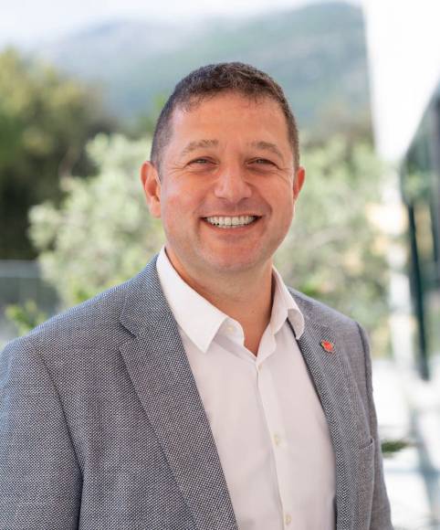 Headshot of Cedric Castro - President